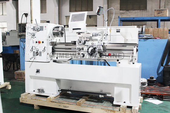 Max. Swing Diameter 410mm Light Duty Precision Gap Bed Lathe CM-400 with Performance