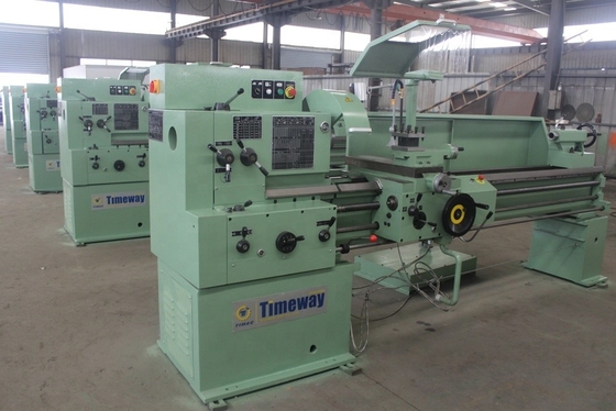 Max. Turned Length of 2000 mm SL-500B Centre Lathe Machine with Customizable Voltage