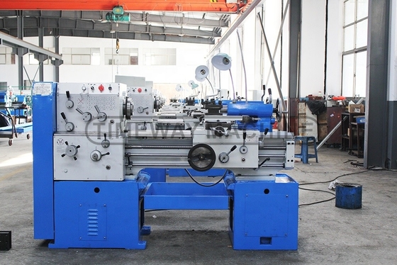 16 1600 r.p.m High Precision Metal Lathe Mini Lathe Machine Tool with 1500 KG Weight