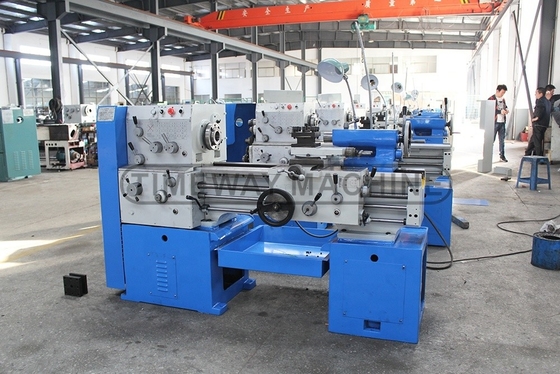 16 1600 r.p.m High Precision Metal Lathe Mini Lathe Machine Tool with 1500 KG Weight