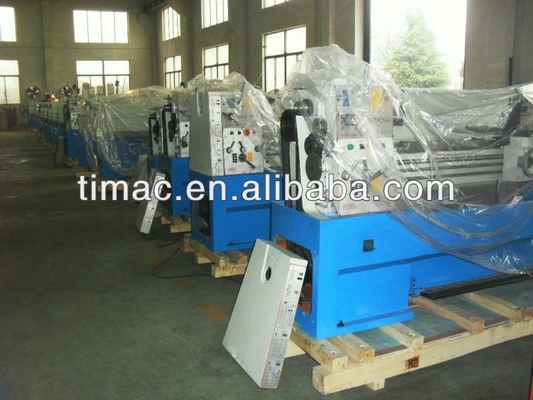Spindle Bore 52mm Centre Lathe for Max. Turned Length of 1500mm CM-400x1000 CM-400x1500