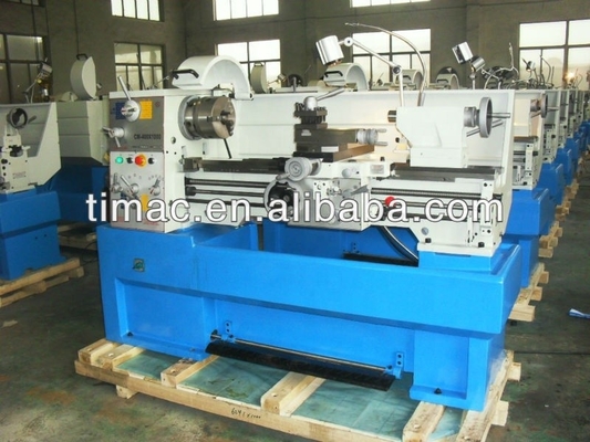 Spindle Bore 52mm Centre Lathe for Max. Turned Length of 1500mm CM-400x1000 CM-400x1500