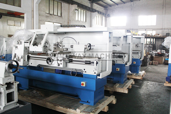 Spindle Bore 52mm Centre Lathe for Max. Turned Length of 1500mm CM-400x1000 CM-400x1500