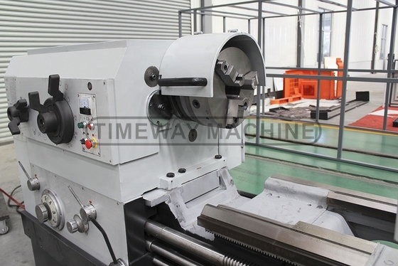 3900 KG Weight 3725x1473x1622 mm Hot Engine Lathe Metal Turning Machine for Thread Cutting