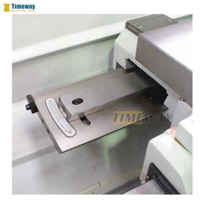 Light Processing Capacity Precision Manual Lathe for Multi-Functional Turning 1.5 KW