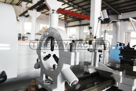 Metal Turning 410mm Swing Horizontal Lathe Machine Tool at with and 0.01mm Roundness