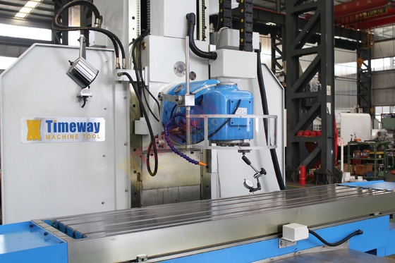 2600 X/Y/Z Travel BM7110/2 Heavy Duty Universal Bed Type Milling Machine for Benefit
