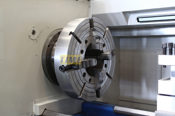 QK-255F Series CNC Oil Country Lathe Pipe Thread Machining Center with 420mm X Axis Travel