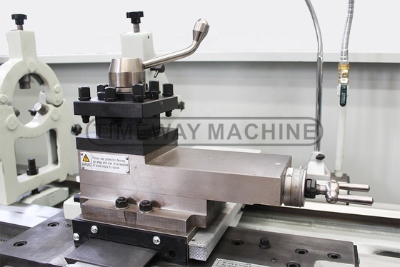 Horizontal Flat Bed Lathe Machine Tool with 500mm Swing and MT5 Tailstock Quill Taper