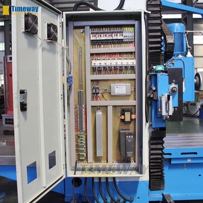 Universal Metal Milling Machine 82 505 r.p.m 1200 KG with High Speed and Competition