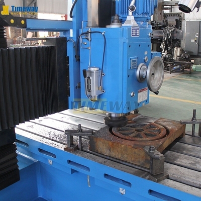 Universal Metal Milling Machine 82 505 r.p.m 1200 KG with High Speed and Competition