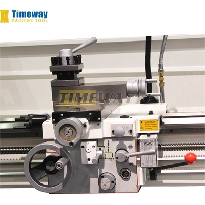 Small Size Horizontal Lathe Machine for Engine Max. Workpiece Length 910mm