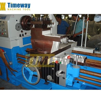 Precision Universal Heavy Duty Manual Lathe Machine 8400 KG Weight Voltage Customized