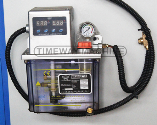 FANUC SIEMENS GSK System CNC Lathe Machine AK-630B for Metal Heavy Duty Machining Capacity