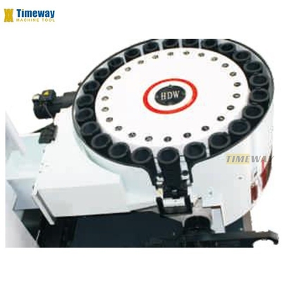 1300mm Table Travel High Precision Vertical Machining Center for Advanced Machining