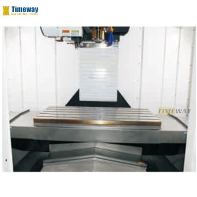 1300mm Table Travel High Precision Vertical Machining Center for Advanced Machining