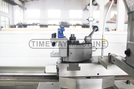 CL-460 Gap Bed Lathe Machine and Improved Range of Spindle Speed r.p.m 25 2000 r.p.m