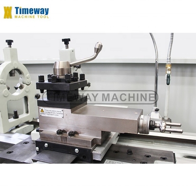 BL-660C Metal Lathe Machine 36-1600 rpm Spindle Speed Range 660mm Max. Swing Over Bed