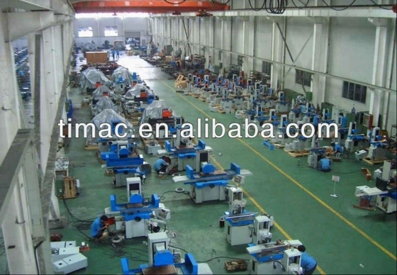 Hydraulic Surface Grinding Machine Saddle Moving Type for 560mm Max. Grinding Length