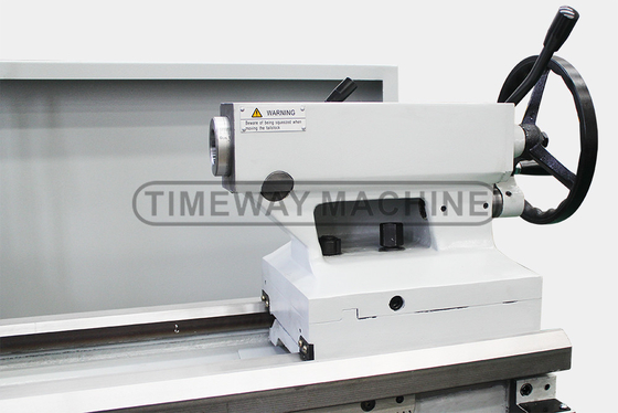 Metal Gap-bed Lathe BL-500C/2000 with 36-1600 r.p.m Spindle Speed and 500 Swing over Bed