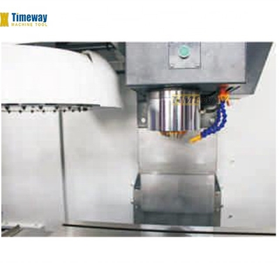 High Precision VMC650 Vertical Machining Center with 650mm Longitudinal Travel Online