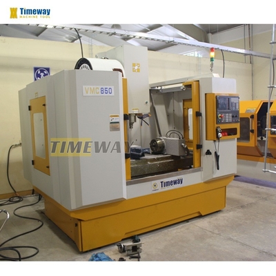 2800*2300*2400 VMC 850 CNC Machine Center for High Precision Metal Vertical Machining