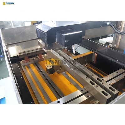 High Speed Wire Cutting EDM Machine with Cabinet Computer Workbench size 750*1140mm