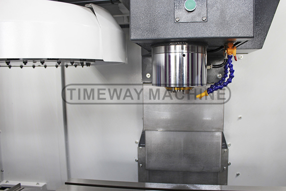 High Precision VMC 650 Metal Vertical Machining Center with 8000 r.p.m Spindle Speed