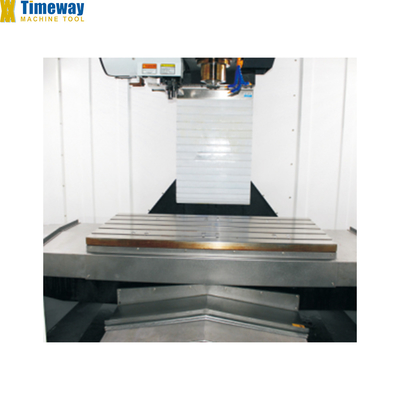 0 6000 r.p.m Spindle Speed VMC 1370 Vertical CNC Machining Center for Metal Milling